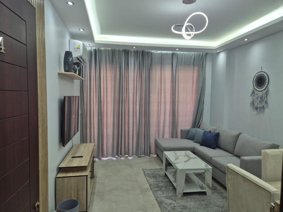 بمدينتى شقة للإيجار مفروش أول سكن فى b8